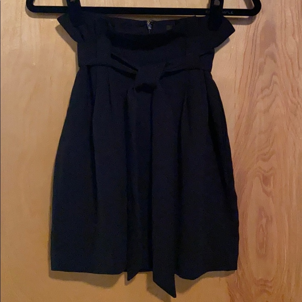 Tied top mini skirt